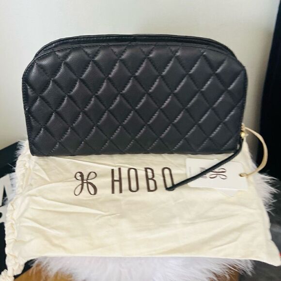 HOBO Cole Quilted‎ Leather Clutch Bag, Classic Chic Party Bag, Black, NWT - Picture 1 of 16